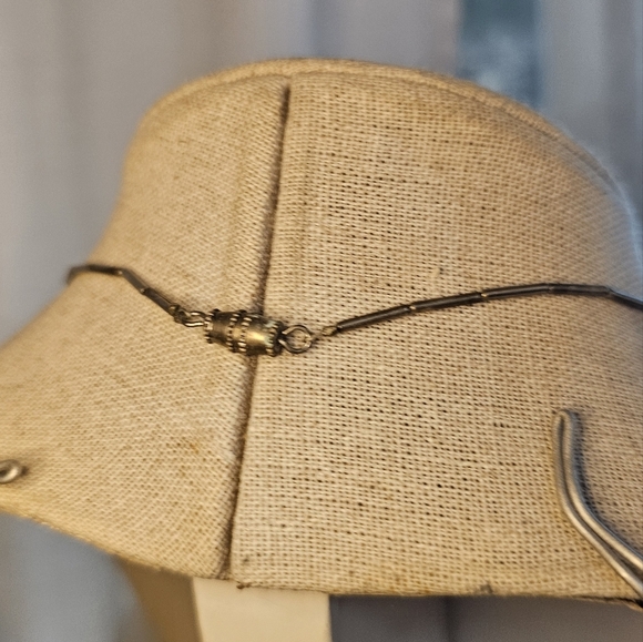 Vintage Beaded Necklace liquid Silver and Adventurine crystal Beads - Picture 5 of 5